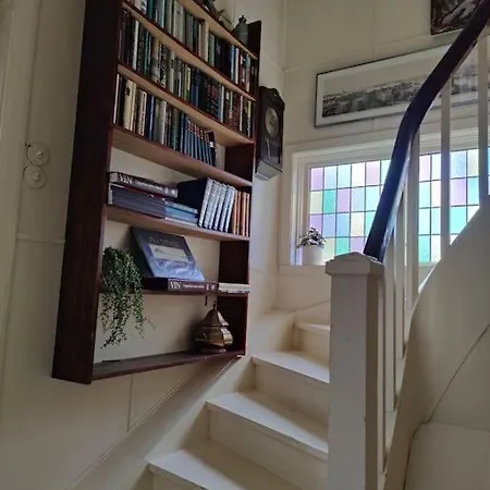 Cozy Family House 别墅 *